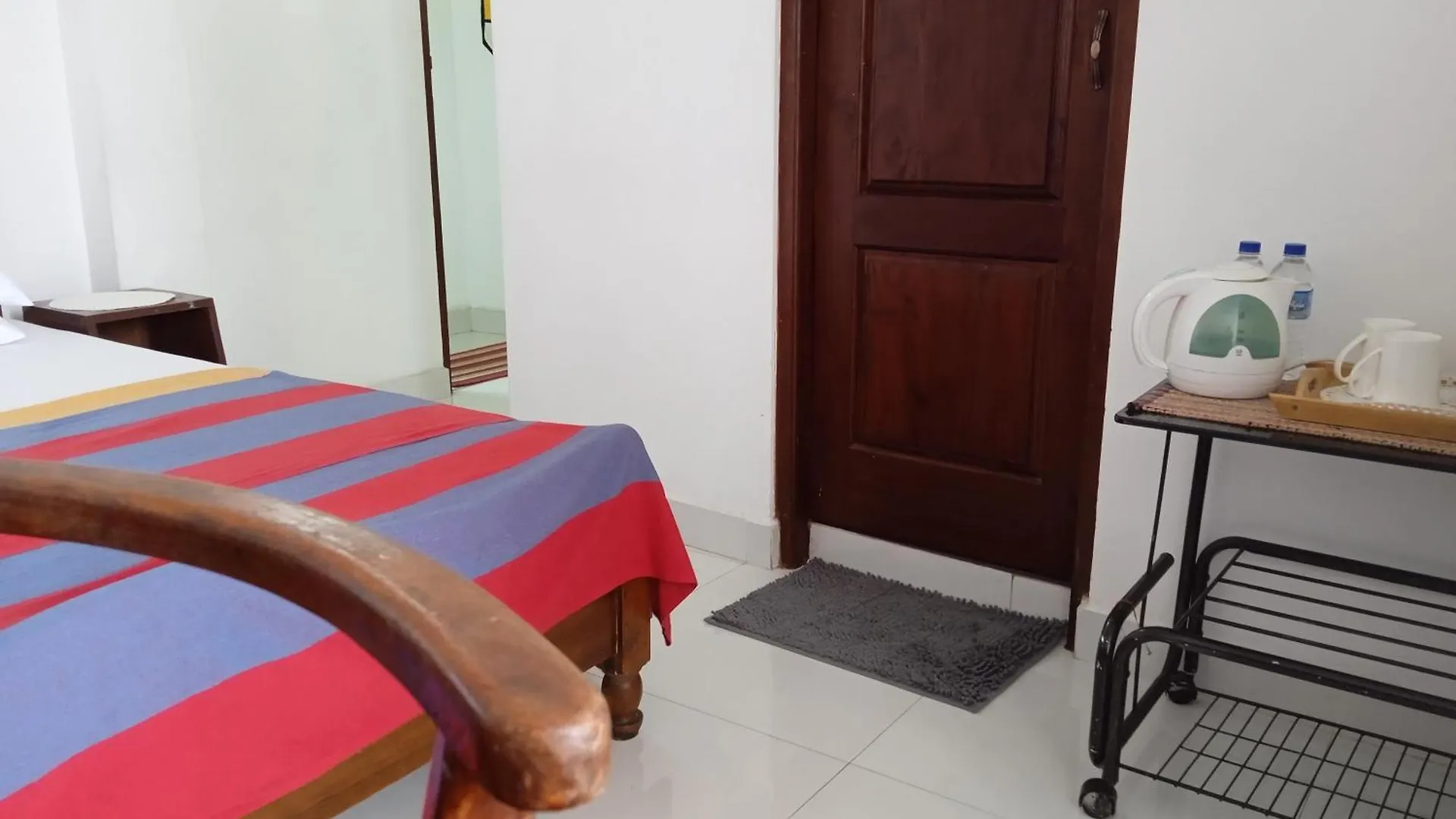 Проживание в семье Alex Home Stay Канди