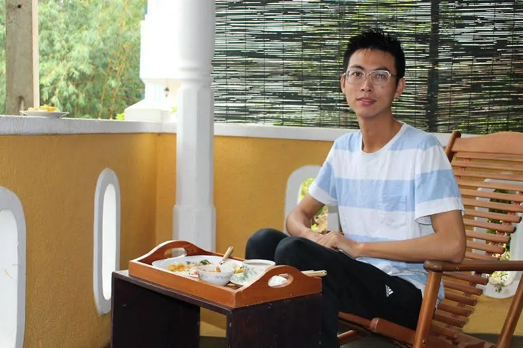 Alex Home Stay Канди 0*,