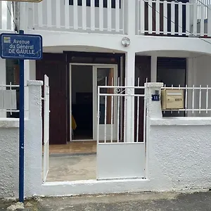  Appartement à Proximité De La Du Bourg ! Guadeloupe