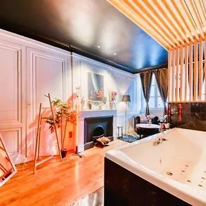  Appartement Guestready - Le Boudoir -balneo - Hyper Centre France